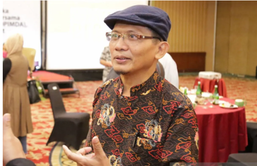 Amir Mahmud Amir Mahmud
